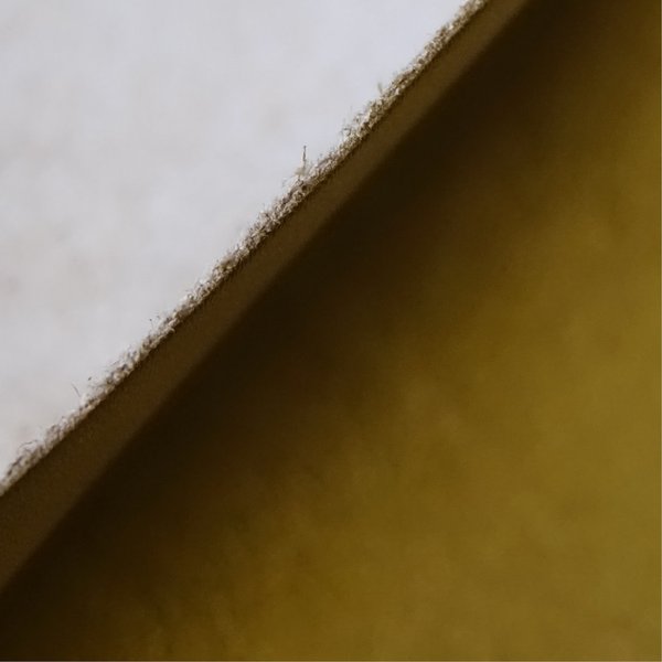 Rindleder, Semianilinleder Metallic. Farbe Gold. Stärke ca. 1,1 mm (L15-001)
